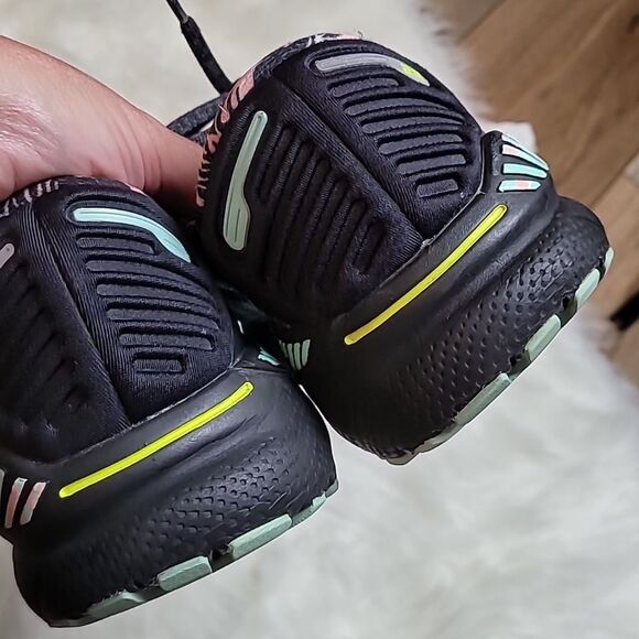 Brooks Adrenaline GTS 22 Womens 8.5 Sneaker Flamingo Tropical Yucca 1203531B095 - Picture 8 of 11